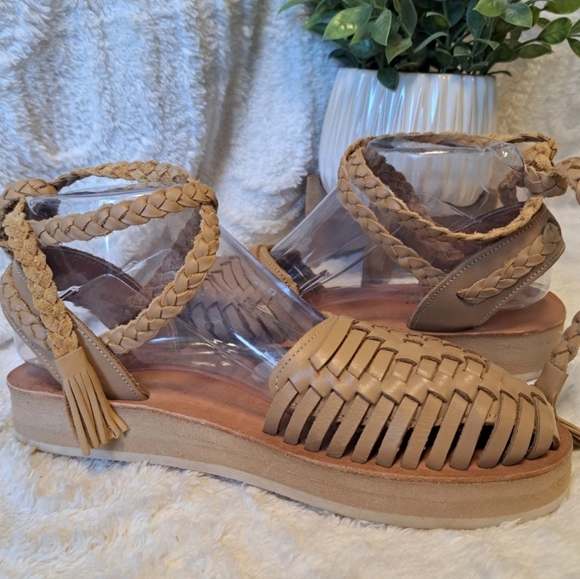 Espiritu Woven Leather Huarache Sandals Tan Ankle Tie Platform Carly Jean Size 8 - Picture 10 of 13